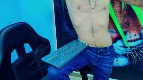 Snapshot of deiby_baby chatting on 09/24/25, 07:50 DEIBY online show from 09/24/25, 07:50