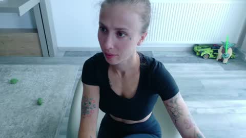 Di online show from 07/15/26, 09:03