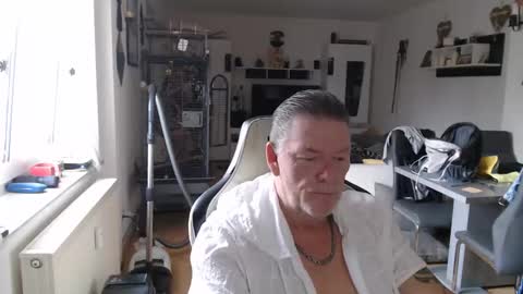 deinprinz2312 online show from 06/02/26, 04:14