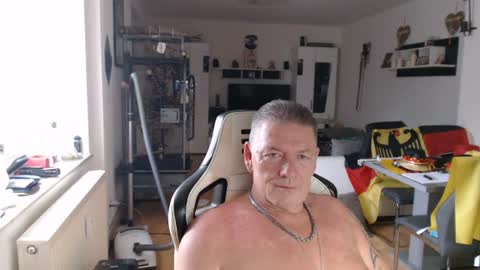 deinprinz2312 online show from 06/14/26, 03:52