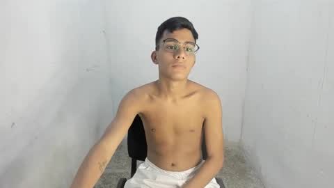 Snapshot of deivi_colins chatting on 10/11/25, 12:54 deivi_colins online show from 10/11/25, 12:54