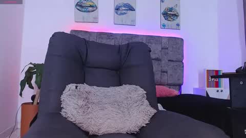 Snapshot of deivid_santoss chatting on 10/31/25, 01:06 Deivid online show from 10/31/25, 01:06