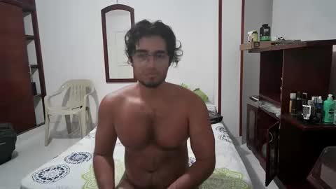 Snapshot of deividellobo chatting on 10/31/25, 05:30 deividellobo online show from 10/31/25, 05:30