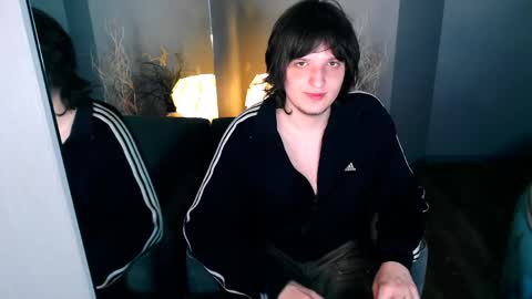 Snapshot of delalex chatting on 05/22/26, 04:01 Alex online show from 05/22/26, 04:01