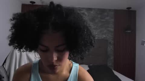 D E L A Y L  A online show from 10/19/25, 04:29