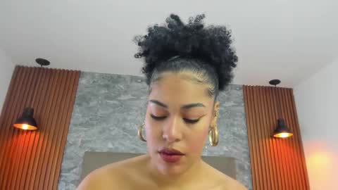 D E L A Y L  A online show from 10/21/25, 12:28