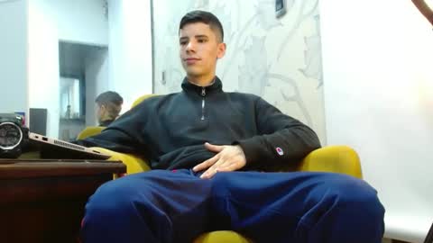 delglo online show from 10/08/25, 05:16