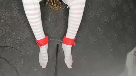 Snapshot of deli_la chatting on 11/22/25, 05:56 deli_la online show from 11/22/25, 05:56