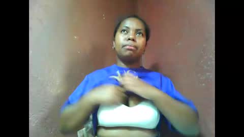 deliah712909 online show from 12/27/24, 04:47