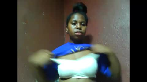deliah712909 online show from 12/28/24, 11:30