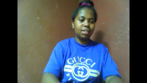 deliah712909 online show from 01/03/25, 04:27