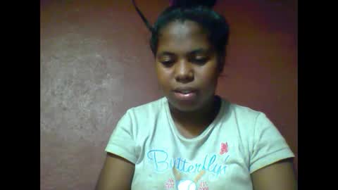 deliah712909 online show from 02/21/25, 10:50