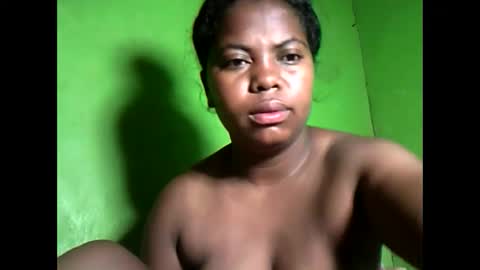 deliah712909 online show from 03/08/25, 03:39