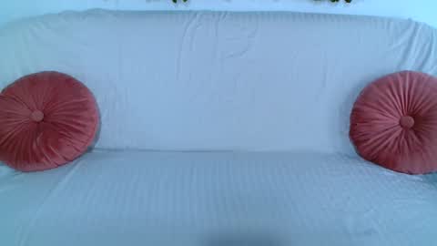 Snapshot of deliciaalove chatting on 11/20/25, 07:46 deliciaalove online show from 11/20/25, 07:46