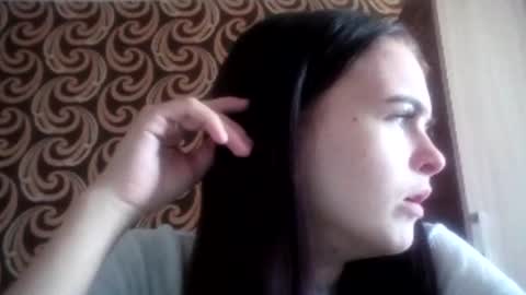Kiki online show from 06/18/26, 05:08