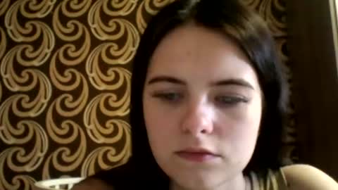 Kiki online show from 07/18/26, 05:11