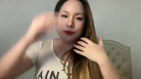 Snapshot of delicious_iya69 chatting on 02/17/26, 02:52 iyalicious online show from 02/17/26, 02:52