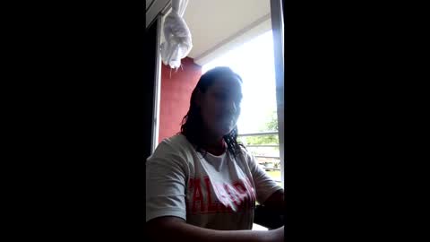 Snapshot of delicious_sarah07 chatting on 05/22/26, 12:22 Sarah online show from 05/22/26, 12:22