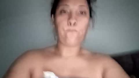 Snapshot of delicious_sarah07 chatting on 06/10/26, 11:53 Sarah online show from 06/10/26, 11:53