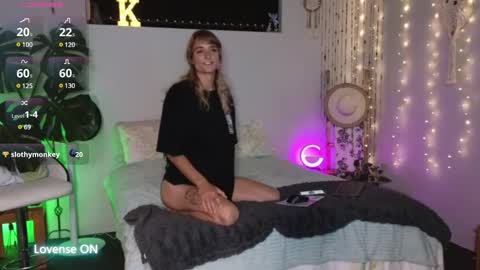 Kitty online show from 12/03/24, 06:17