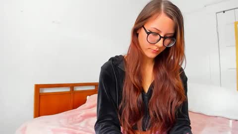 deliciousnoni online show from 11/07/25, 07:03