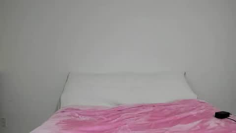 deliciousnoni online show from 11/14/25, 05:06