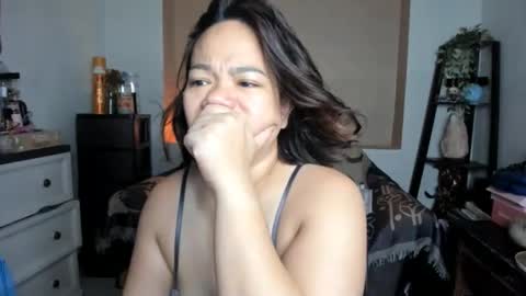 Snapshot of delightfulcurvy chatting on 04/12/26, 12:26 delightfulcurvy online show from 04/12/26, 12:26