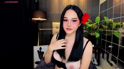 Tyra Colins online show from 09/23/25, 07:06