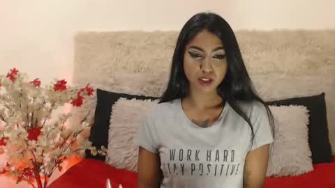 Snapshot of delilah_blazee chatting on 12/03/24, 09:44 Delilah Blaze online show from 12/03/24, 09:44