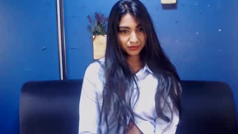 Snapshot of delilah_blazee chatting on 03/11/25, 08:20 Delilah Blaze online show from 03/11/25, 08:20