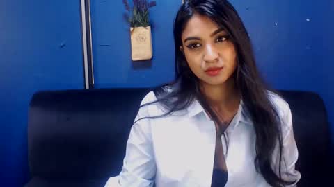 Snapshot of delilah_blazee chatting on 03/11/25, 11:33 Delilah Blaze online show from 03/11/25, 11:33
