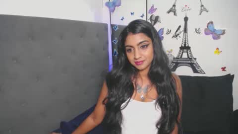 Snapshot of delilah_blazee chatting on 09/14/25, 12:32 Delilah Blaze online show from 09/14/25, 12:32