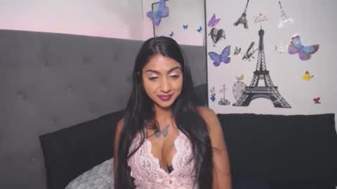 Snapshot of delilah_blazee chatting on 10/01/25, 11:33 Delilah Blaze online show from 10/01/25, 11:33
