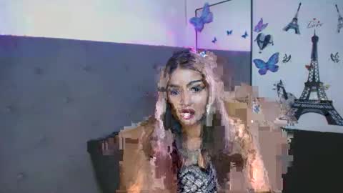Snapshot of delilah_blazee chatting on 10/24/25, 04:47 Delilah Blaze online show from 10/24/25, 04:47