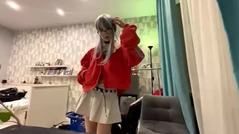 Snapshot of delilahdyl chatting on 11/15/25, 04:25 Mila online show from 11/15/25, 04:25