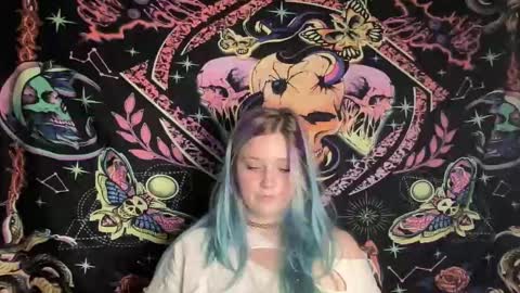 Snapshot of delilahivy chatting on 02/18/26, 12:06 delilahivy online show from 02/18/26, 12:06