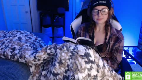 Snapshot of delilahreads chatting on 12/05/24, 09:50 Delilah online show from 12/05/24, 09:50