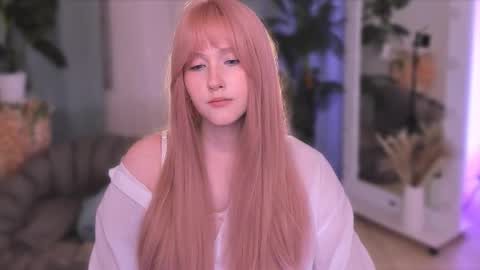 Delilah or Laila online show from 09/27/25, 10:15