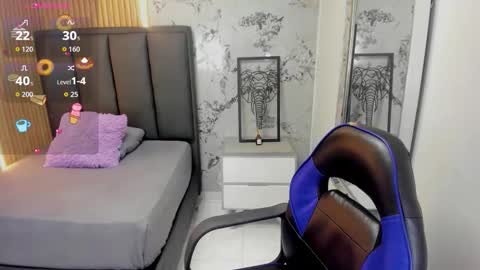 Snapshot of delilaquinn chatting on 12/02/25, 12:21 delilaquinn online show from 12/02/25, 12:21