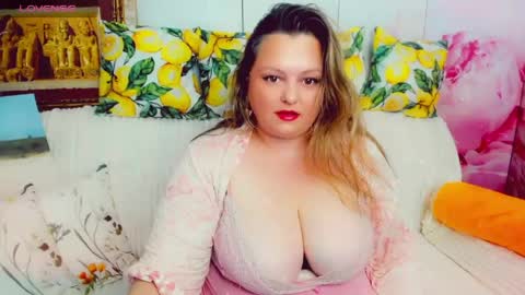 Snapshot of delinnia chatting on 05/30/26, 03:20 Margo online show from 05/30/26, 03:20