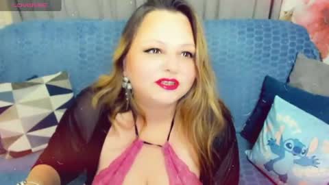 Snapshot of delinnia chatting on 07/09/26, 03:38 Margo online show from 07/09/26, 03:38