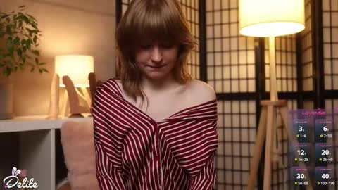 Snapshot of delitevip chatting on 10/24/25, 07:38 DeLite  Next stream on Wednesday or Thurdsay  online show from 10/24/25, 07:38