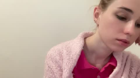 Snapshot of deliverysmile chatting on 12/15/24, 01:35 Delivery online show from 12/15/24, 01:35