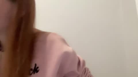 Snapshot of deliverysmile chatting on 12/16/24, 11:28 Delivery online show from 12/16/24, 11:28