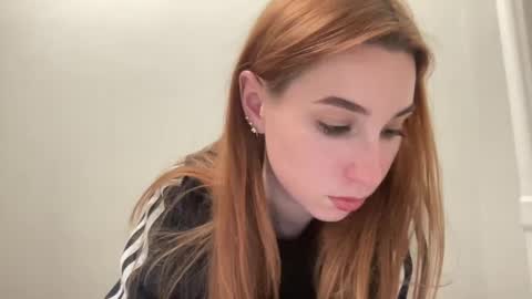 Snapshot of deliverysmile chatting on 03/12/25, 07:17 Delivery online show from 03/12/25, 07:17