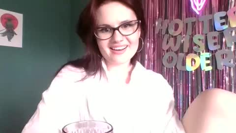 dellacrush_ online show from 02/10/25, 04:14