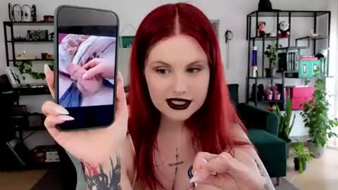 dellacrush_ online show from 07/25/26, 01:52
