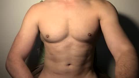 Snapshot of dellamoro chatting on 05/12/26, 12:02 dellamoro online show from 05/12/26, 12:02
