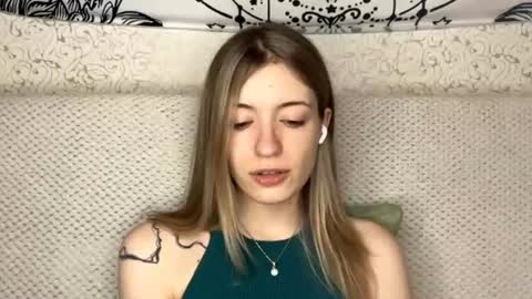Sia online show from 06/10/26, 09:30
