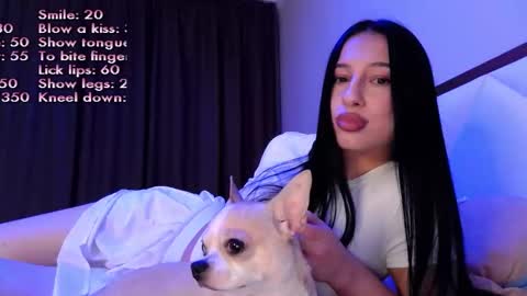 Snapshot of delly_love chatting on 11/07/25, 10:21 delly_love online show from 11/07/25, 10:21